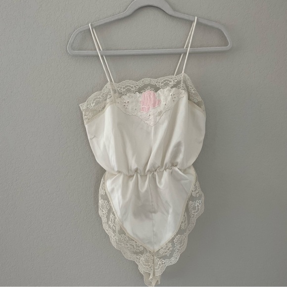 Vintage Gilead Satin Lace Romper Nightie Small Made in USA - Picture 2 of 8